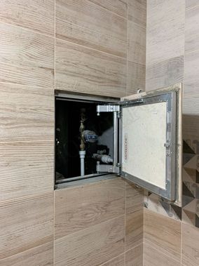 Люк под плитку Секрет 3.0 200*900 Люк под плитку Секрет 3.0 200*900